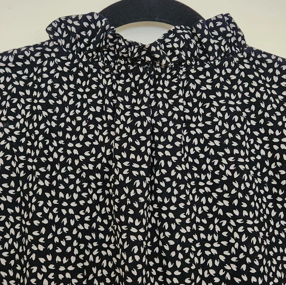 The GREAT. venetian corduroy black long Sleeve Leaf Print boho cottage M - Picture 6 of 13